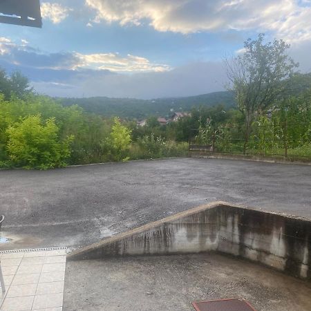 Amar Apartmani, Jajce Bagian luar foto