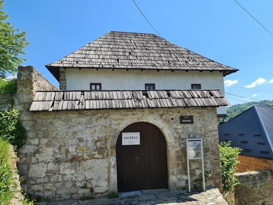 Amar Apartmani, Jajce Bagian luar foto